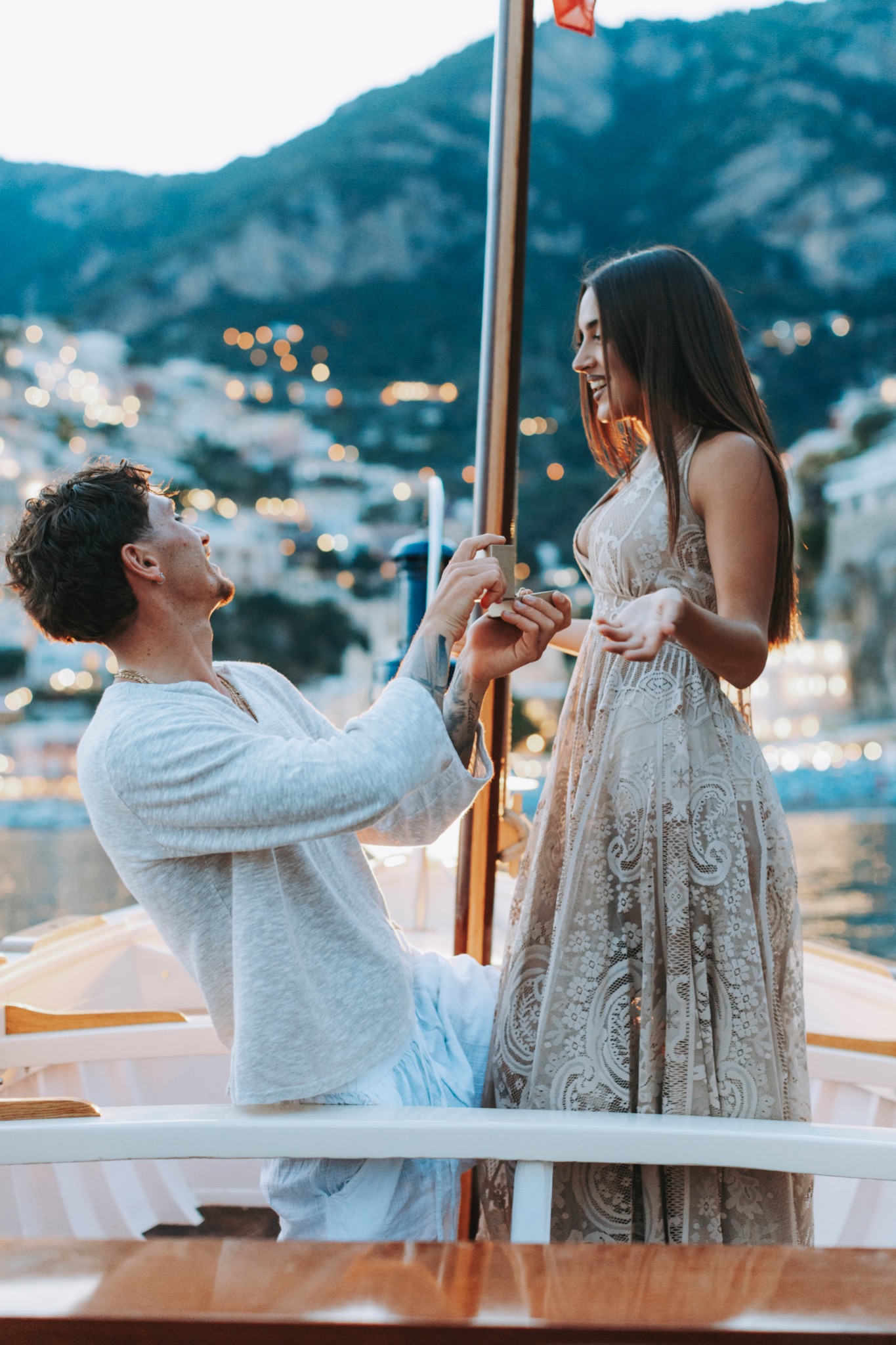 Posa Posa illuminated at night in Positano